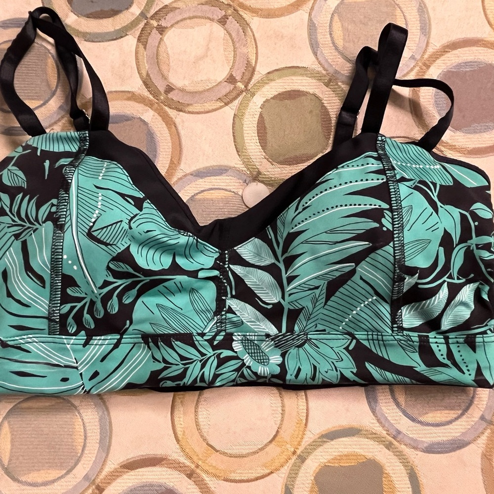 NWOT Women’s Hapari Bralette Bikini Top Size XL